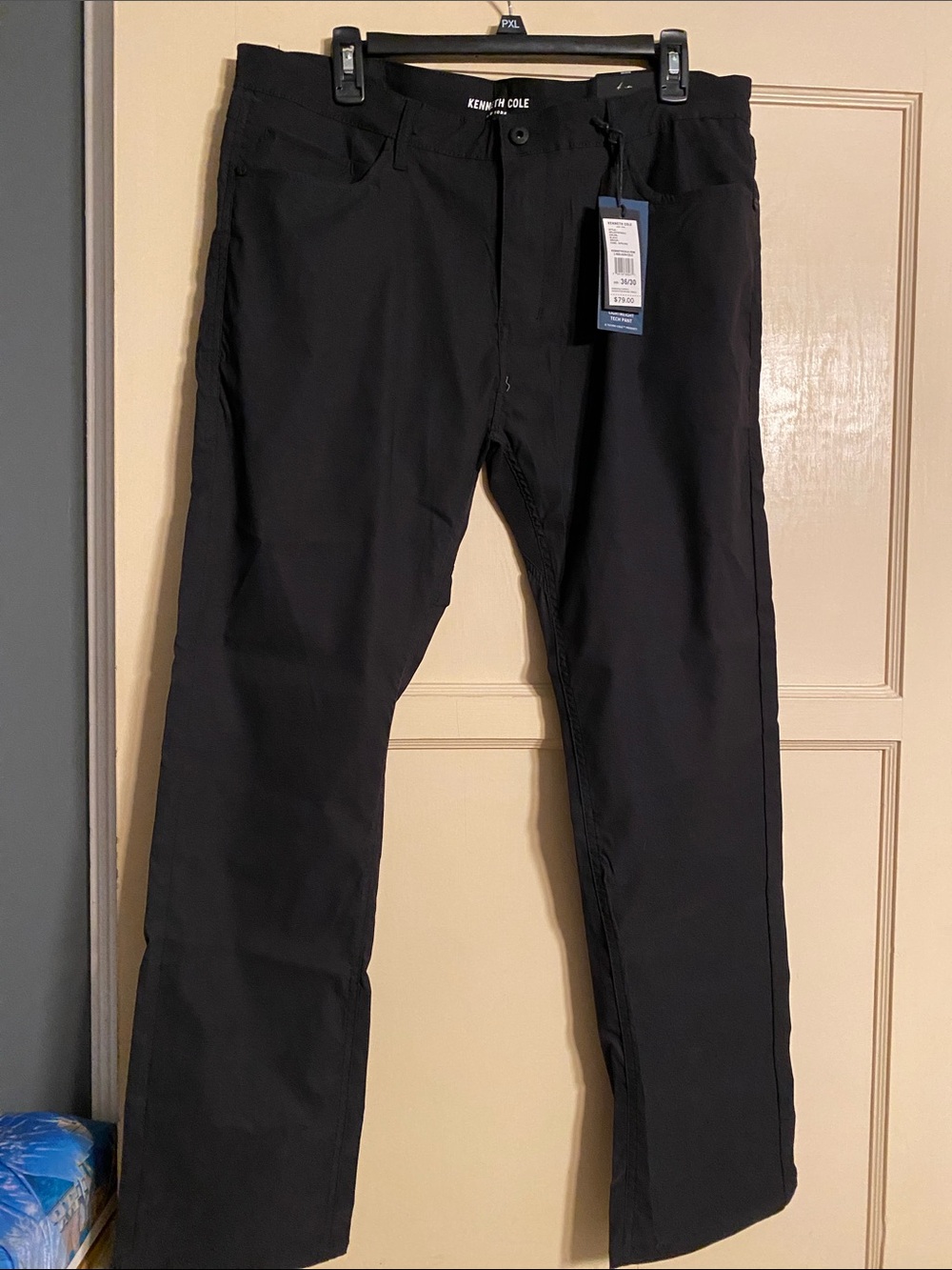 Kenneth Cole Men’s Black slim fit tech pant
